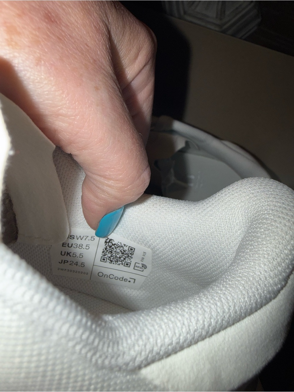 On Cloudpulse Next – Women’s Size 7.5 (White/Ice) BRAND NEW - Picture 9 of 10